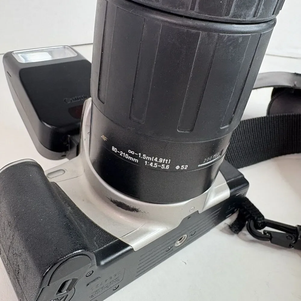 Vintage Canon Rebel 2000 Eos, With Flash And Zoom 80-200mm 1:4.5-5.6 Lens, UV
